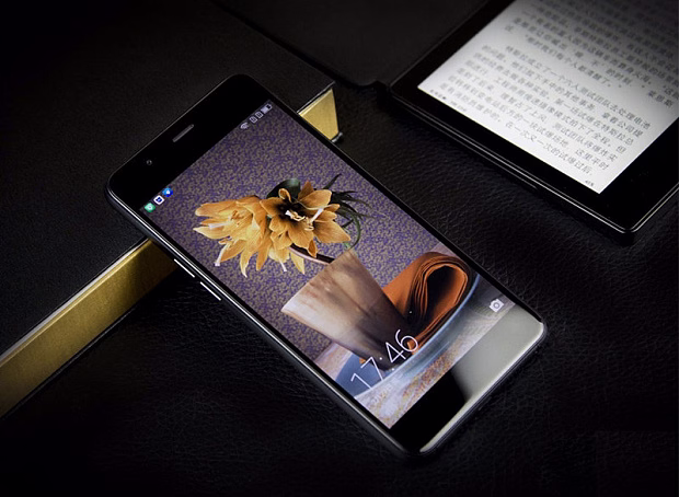 Мобильный телефон HiSense A2