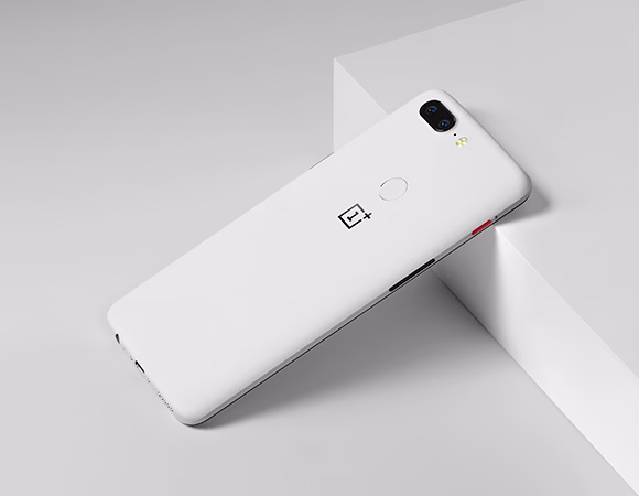 Мобильный телефон OnePlus 5T