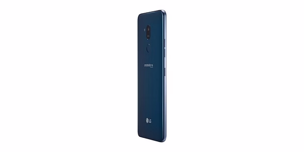 Мобильный телефон LG Q9 One