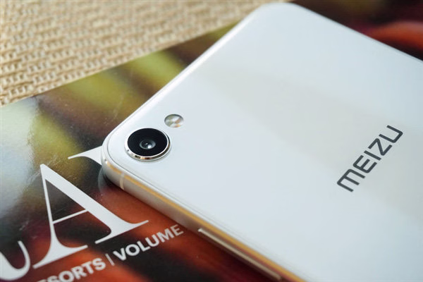 Мобильный телефон Meizu X