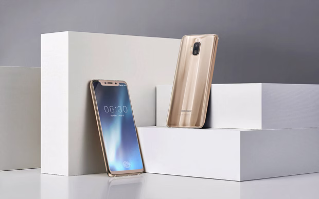 Смартфон Doogee V 8GB/128GB