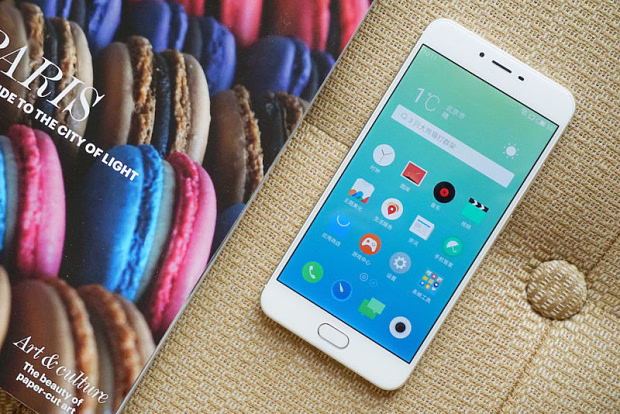 Мобильный телефон Meizu X