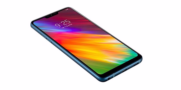 Смартфон LG Q9 4GB/64GB