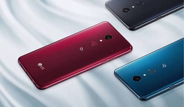 Смартфон LG Q9 4GB/64GB