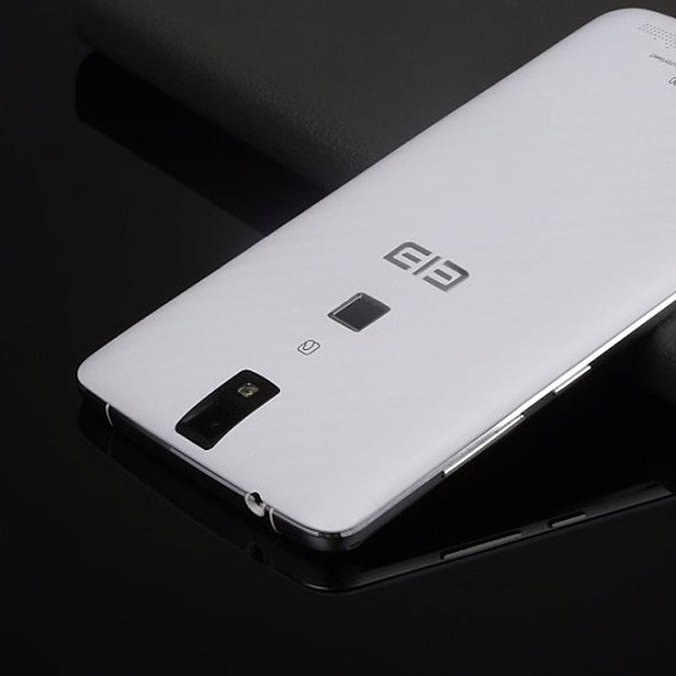 Смартфон Elephone P8000 3GB/16GB